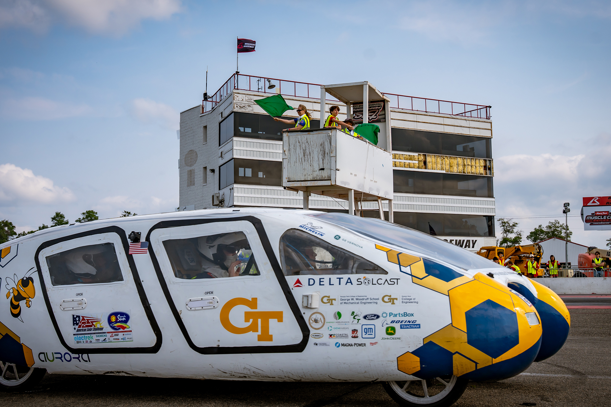 Solar Racing Team Sets Record at Electrek American Solar Challenge