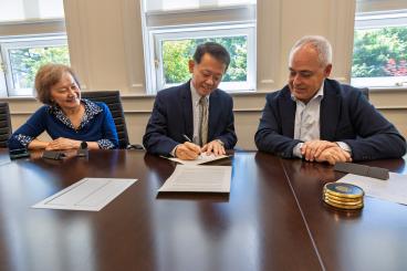 A Legacy That Endures: Steven and Jen Liang Establish Professorship for Excellence in Mechanical Engineering