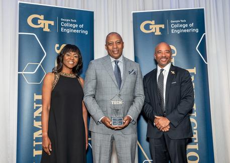 Calvin Mackie being presented with his Academy of Distinguished Engineering Alumni Award